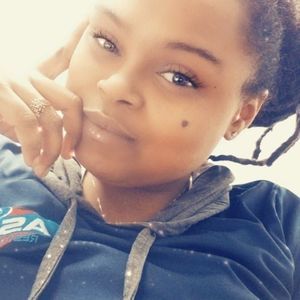 Meet your Posher, Joy